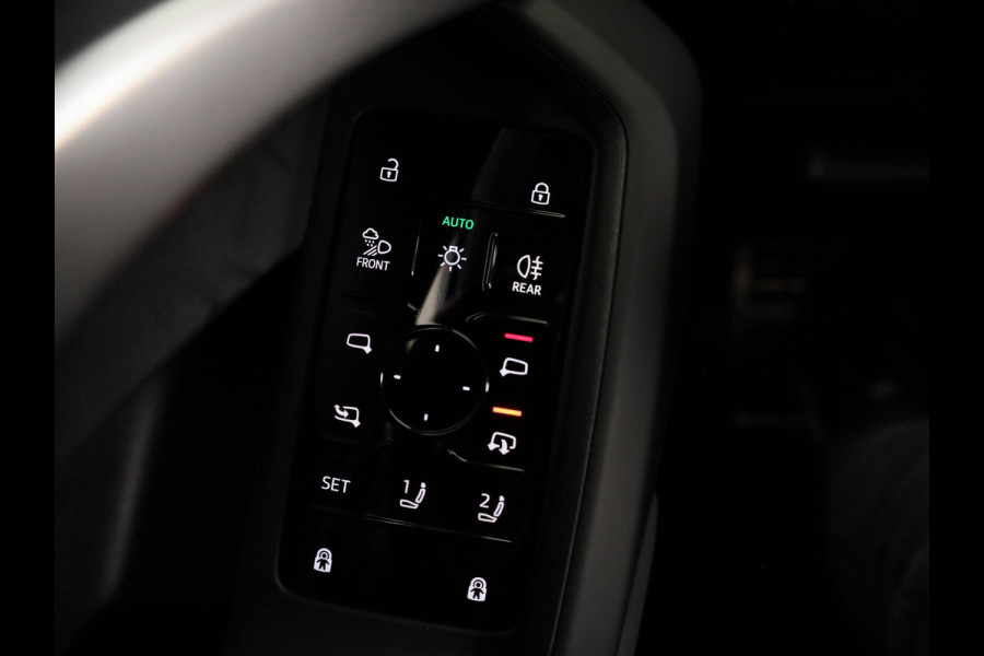 Audi Q5 S edition e-hybrid 299 pk | Techniekpakket plus | Panorama-glasdak | Optiekpakket zwart-glanzend | Geheugen bestuurdersstoel |
