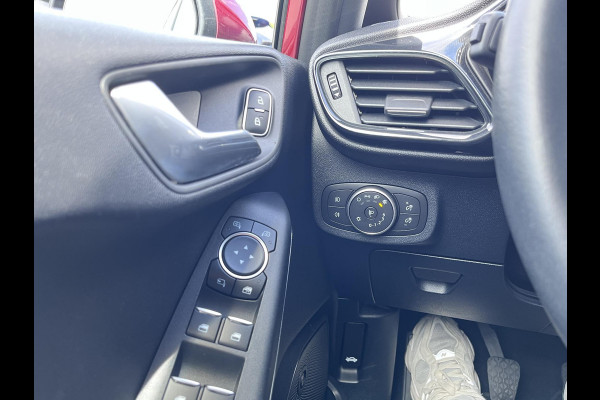 Ford Fiesta 1.0 EcoBoost Hybrid Active X 125pk | Winterpack | SYNC 3 Navigatie | Automatische Airco |