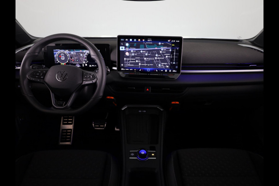 Volkswagen T-Roc 1.5 eTsi Style First Edition | 360 Camera | Black Style | Head-Up display | Led Matrix |