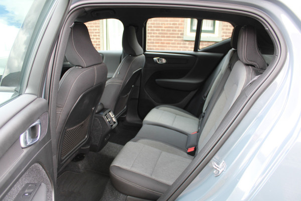 Volvo XC40 1.5 T3 Business Pro NAVI TREKHAAK ECC LED 164Pk 132000KM!!!
