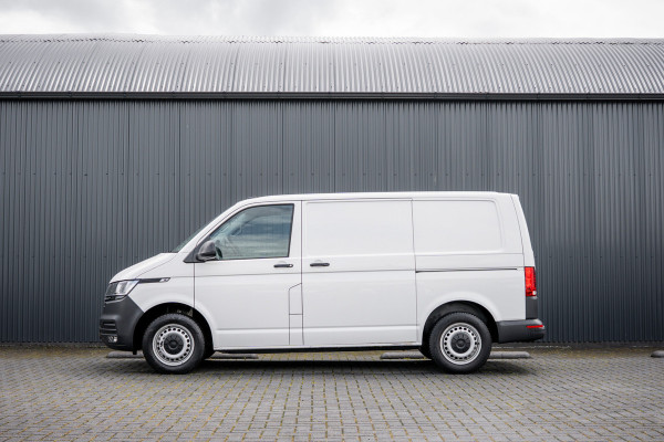 Volkswagen Transporter T6.1 2.0 TDI L1H1 | 150 PK | Automaat | 1e Eigenaar | Cruise | Carplay | Zijschuifdeur R+L | Airco