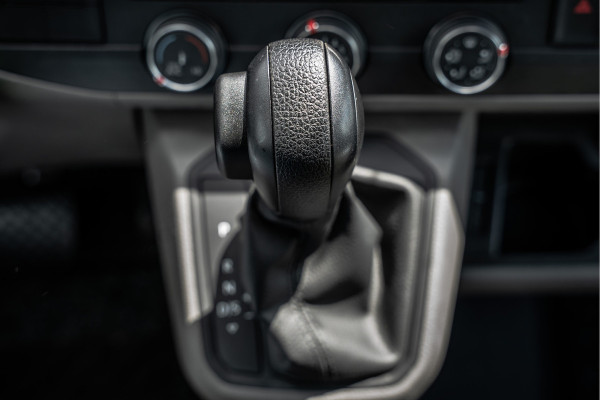 Volkswagen Transporter T6.1 2.0 TDI L1H1 | 150 PK | Automaat | 1e Eigenaar | Cruise | Carplay | Zijschuifdeur R+L | Airco