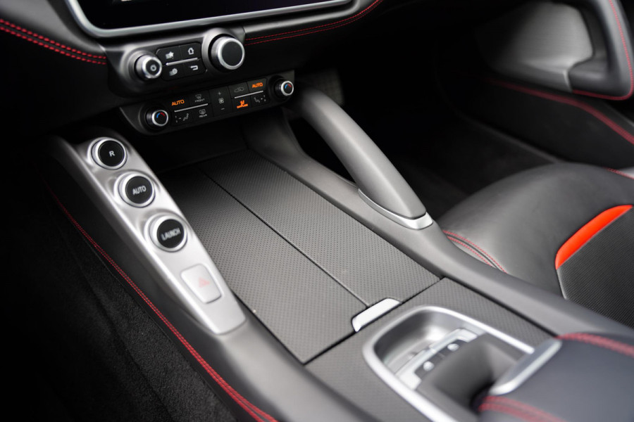 Ferrari GTC4Lusso T 3.9 V8 / Atelier Car / Passenger Display