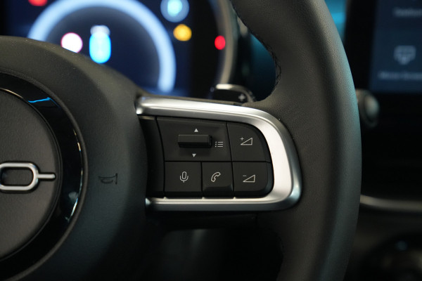 Fiat 600 1.2 Hybrid Urban Cruise/Climate Carplay PDC Camera Keyless Entry/Start