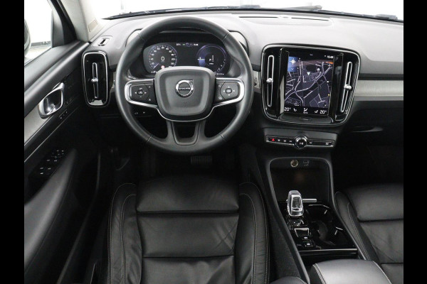 Volvo XC40 1.5 T5 Recharge Inscription | SOH 89,7% | Panoramadak | Leder | 360 Camera | Trekhaak | Stoelverwarming | Adaptive cruise | Memory | Carplay | Navigatie | Keyless | Full LED | Parkeerhulp | PHEV | Plug In