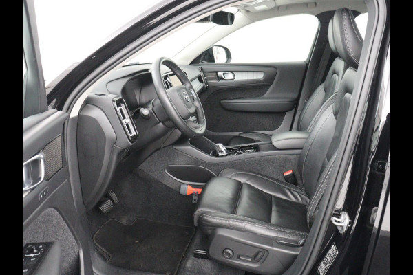 Volvo XC40 1.5 T5 Recharge Inscription | SOH 89,7% | Panoramadak | Leder | 360 Camera | Trekhaak | Stoelverwarming | Adaptive cruise | Memory | Carplay | Navigatie | Keyless | Full LED | Parkeerhulp | PHEV | Plug In