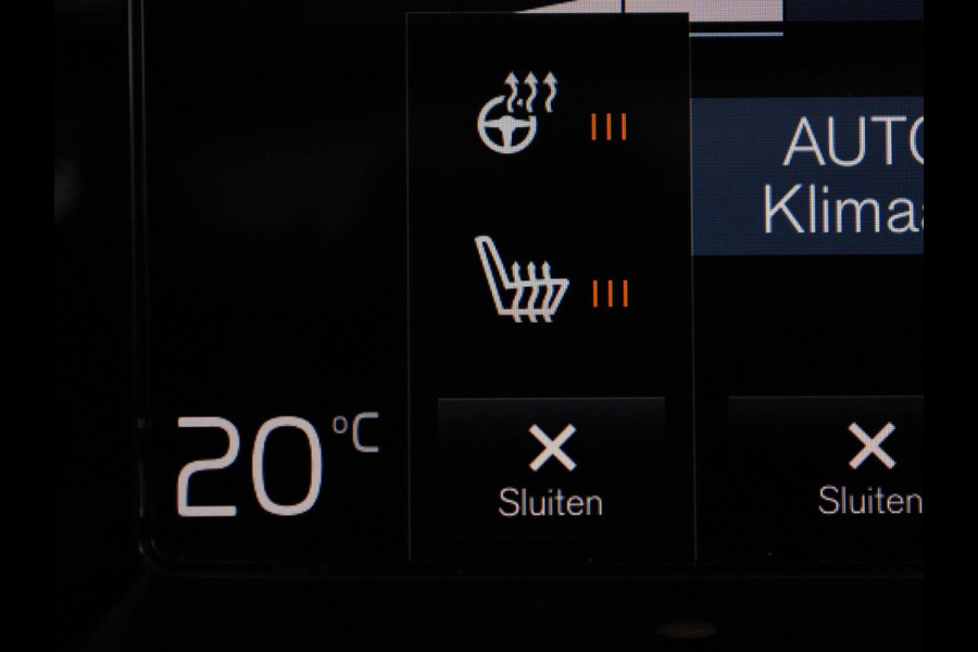 Volvo XC40 1.5 T5 Recharge Inscription | SOH 89,7% | Panoramadak | Leder | 360 Camera | Trekhaak | Stoelverwarming | Adaptive cruise | Memory | Carplay | Navigatie | Keyless | Full LED | Parkeerhulp | PHEV | Plug In