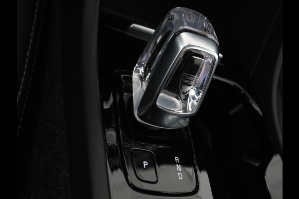 Volvo XC40 1.5 T5 Recharge Inscription | SOH 89,7% | Panoramadak | Leder | 360 Camera | Trekhaak | Stoelverwarming | Adaptive cruise | Memory | Carplay | Navigatie | Keyless | Full LED | Parkeerhulp | PHEV | Plug In