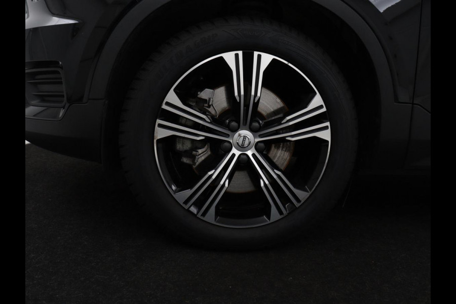 Volvo XC40 1.5 T5 Recharge Inscription | SOH 89,7% | Panoramadak | Leder | 360 Camera | Trekhaak | Stoelverwarming | Adaptive cruise | Memory | Carplay | Navigatie | Keyless | Full LED | Parkeerhulp | PHEV | Plug In