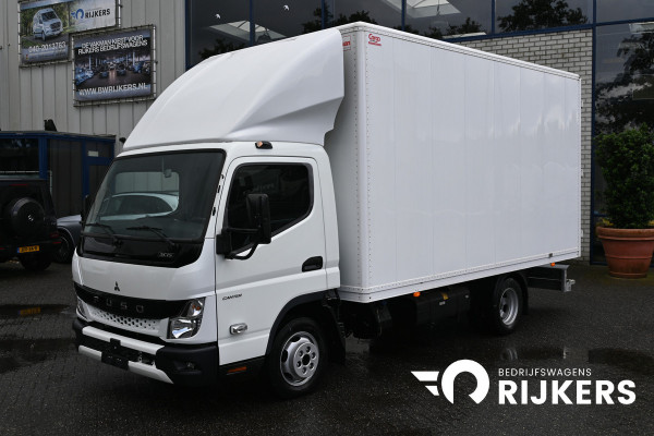 FUSO Canter 3C15 3.0 DI 340 Bakwagen 3500 KG trekhaak, Geveerde stoel