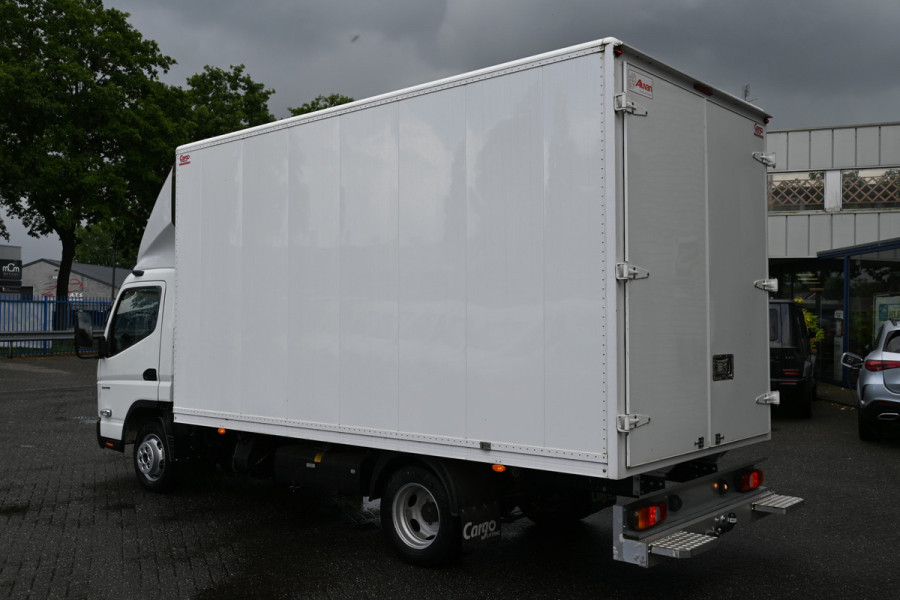 FUSO Canter 3C15 3.0 DI 340 Bakwagen 3500 KG trekhaak, Geveerde stoel
