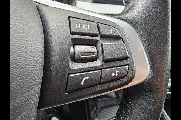 BMW X1 sDrive20i VDL Nedcar Edition | LED | Trekhaak | Leder | Stoelverwarming | Camera | Elek. achterklep |