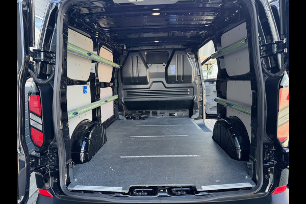 Ford Transit Custom 320 2.0 TDCI L1H1 Trend 136pk | Navi | Expressline | Camera | BLIS | ACC | Winterpack | GARANTIE 2028
