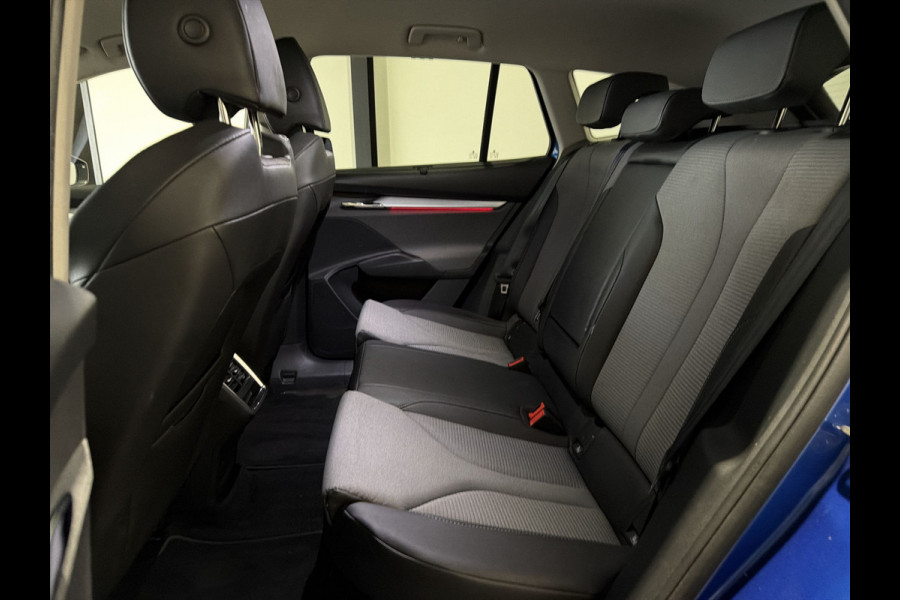 Škoda ENYAQ iV 60 | Trekhaak | Comfort pluspakket | Assistentiepakket | Parkeerpakket Soh (batterijcheck) Waarde 92,6 %