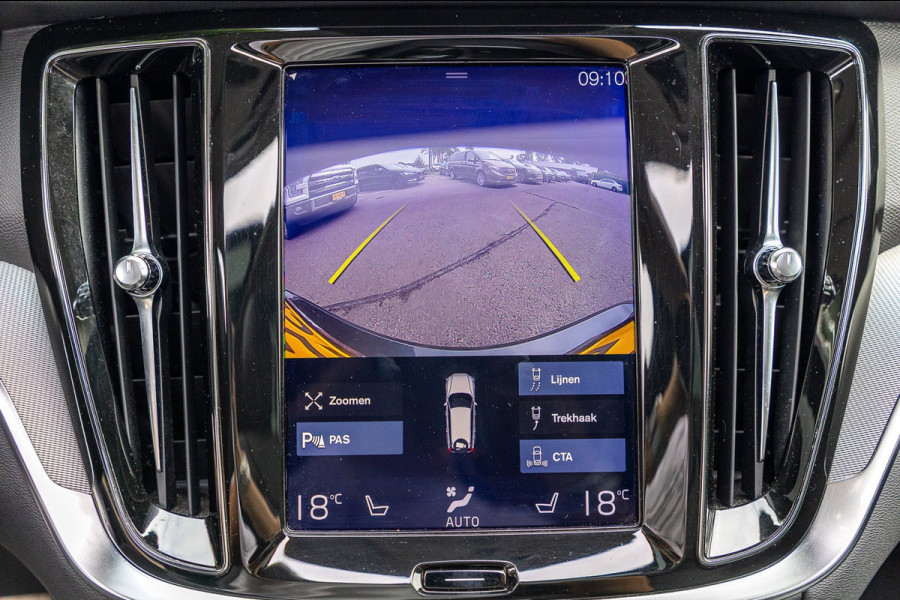 Volvo V60 2.0 T8 Twin Engine AWD Inscription Panoramadak I Leder I Adaptive Cruise I Pilot Assist I Blis I Lane Keeping I Trekhaak