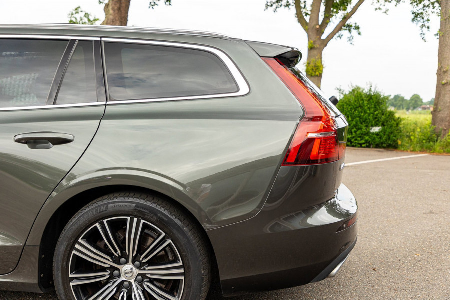 Volvo V60 2.0 T8 Twin Engine AWD Inscription Panoramadak I Leder I Adaptive Cruise I Pilot Assist I Blis I Lane Keeping I Trekhaak