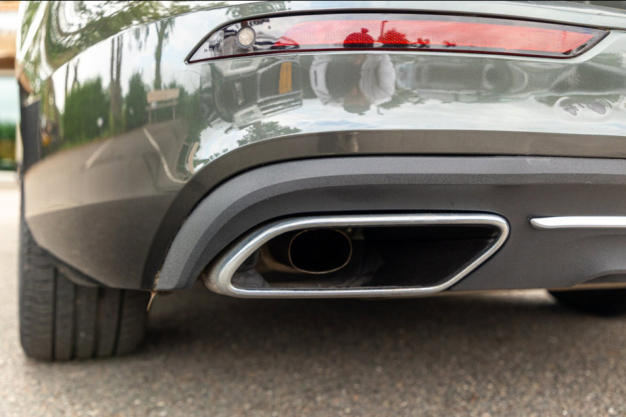 Volvo V60 2.0 T8 Twin Engine AWD Inscription Panoramadak I Leder I Adaptive Cruise I Pilot Assist I Blis I Lane Keeping I Trekhaak
