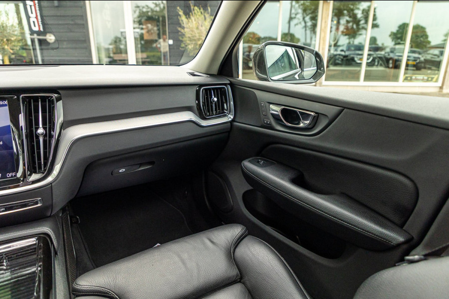 Volvo V60 2.0 T8 Twin Engine AWD Inscription Panoramadak I Leder I Adaptive Cruise I Pilot Assist I Blis I Lane Keeping I Trekhaak