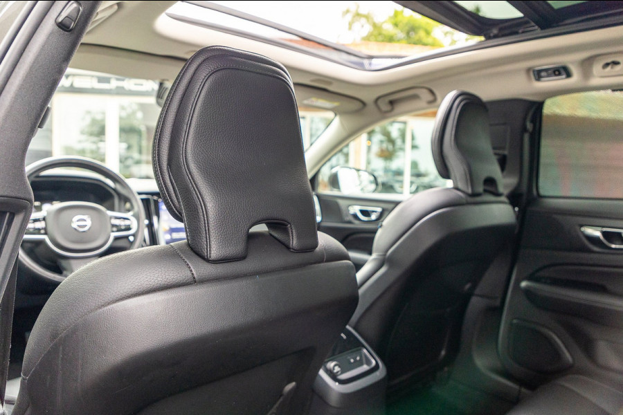 Volvo V60 2.0 T8 Twin Engine AWD Inscription Panoramadak I Leder I Adaptive Cruise I Pilot Assist I Blis I Lane Keeping I Trekhaak