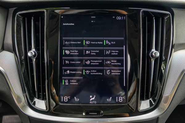 Volvo V60 2.0 T8 Twin Engine AWD Inscription Panoramadak I Leder I Adaptive Cruise I Pilot Assist I Blis I Lane Keeping I Trekhaak