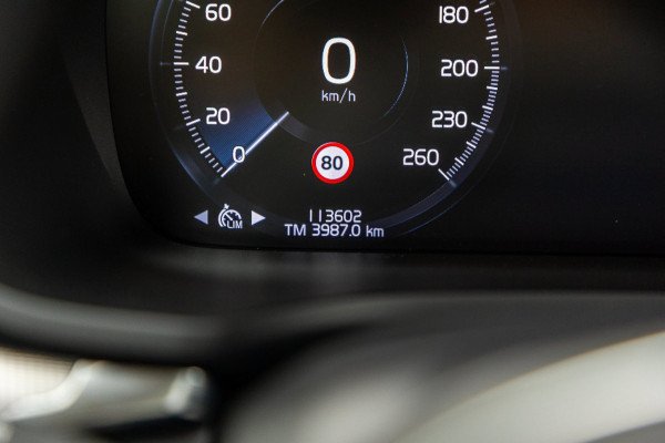 Volvo V60 2.0 T8 Twin Engine AWD Inscription Panoramadak I Leder I Adaptive Cruise I Pilot Assist I Blis I Lane Keeping I Trekhaak