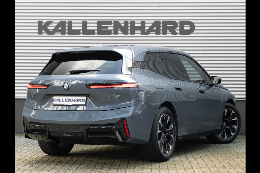BMW iX xDrive60 112kWh - M-Sport - Trekhaak - ACC - M-Zetels - Head-up - Harman Kardon