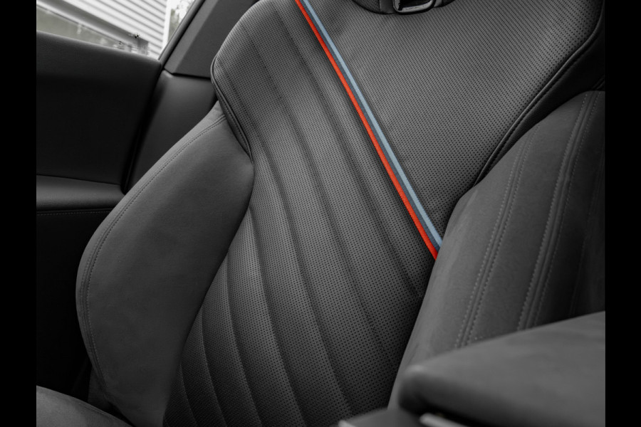 BMW iX xDrive60 112kWh - M-Sport - Trekhaak - ACC - M-Zetels - Head-up - Harman Kardon