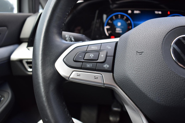 Volkswagen Golf Variant 1.0 TSI Life | Apple CarPlay | LED | Camera | ACC