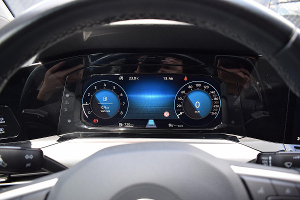 Volkswagen Golf Variant 1.0 TSI Life | Apple CarPlay | LED | Camera | ACC