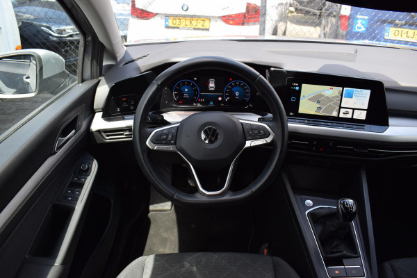 Volkswagen Golf Variant 1.0 TSI Life | Apple CarPlay | LED | Camera | ACC