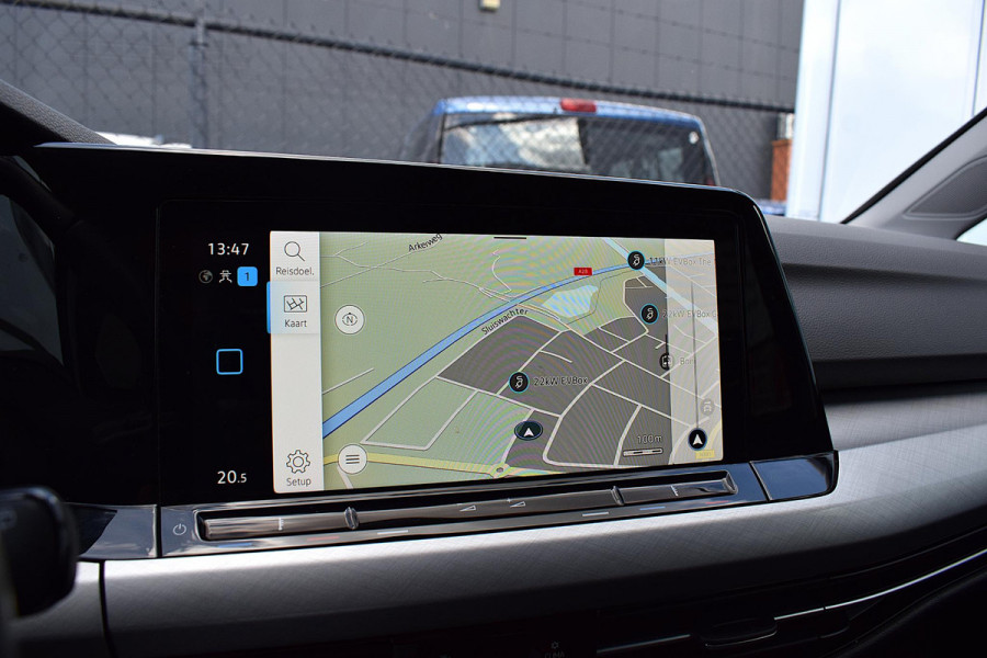 Volkswagen Golf Variant 1.0 TSI Life | Apple CarPlay | LED | Camera | ACC