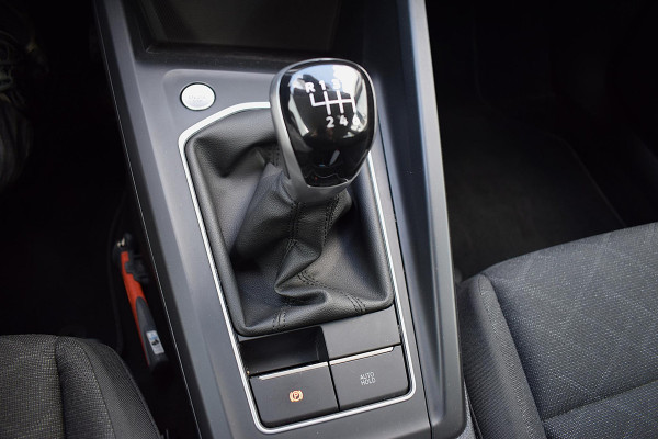 Volkswagen Golf Variant 1.0 TSI Life | Apple CarPlay | LED | Camera | ACC