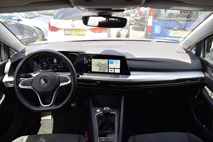 Volkswagen Golf Variant 1.0 TSI Life | Apple CarPlay | LED | Camera | ACC