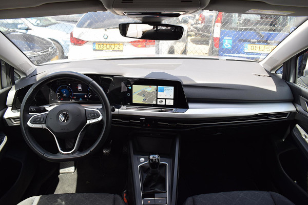 Volkswagen Golf Variant 1.0 TSI Life | Apple CarPlay | LED | Camera | ACC