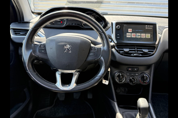 Peugeot 2008 1.2 PureTech Blue Lion 2e Eigenaar|Navi|Pano|Carplay|D-riem vv in 2024|Trekhaak|Airco|Cruise|PDC|N.A.P|APK tot 02-2027