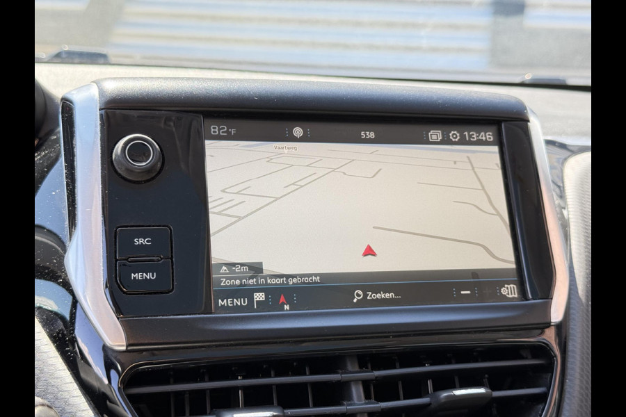 Peugeot 2008 1.2 PureTech Blue Lion 2e Eigenaar|Navi|Pano|Carplay|D-riem vv in 2024|Trekhaak|Airco|Cruise|PDC|N.A.P|APK tot 02-2027