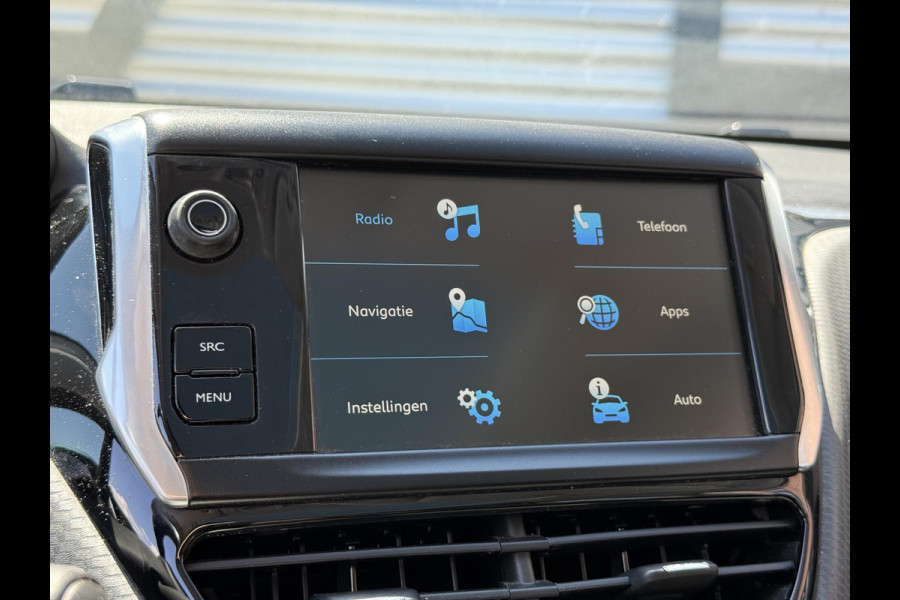 Peugeot 2008 1.2 PureTech Blue Lion 2e Eigenaar|Navi|Pano|Carplay|D-riem vv in 2024|Trekhaak|Airco|Cruise|PDC|N.A.P|APK tot 02-2027