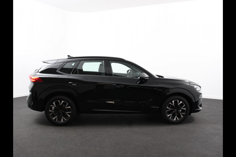 CUPRA Terramar 1.5 eTSI 150 pk Automaat Business Navigatie Apple Carplay/Android Auto PDC VA + Camera 18" LM Velgen Full LED Signature