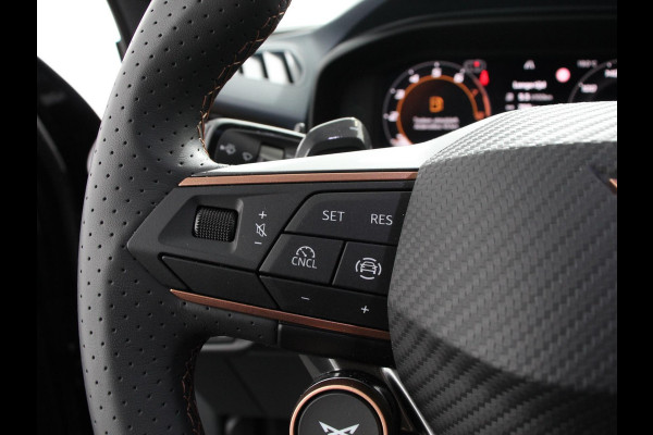 CUPRA Terramar 1.5 eTSI 150 pk Automaat Business Navigatie Apple Carplay/Android Auto PDC VA + Camera 18" LM Velgen Full LED Signature