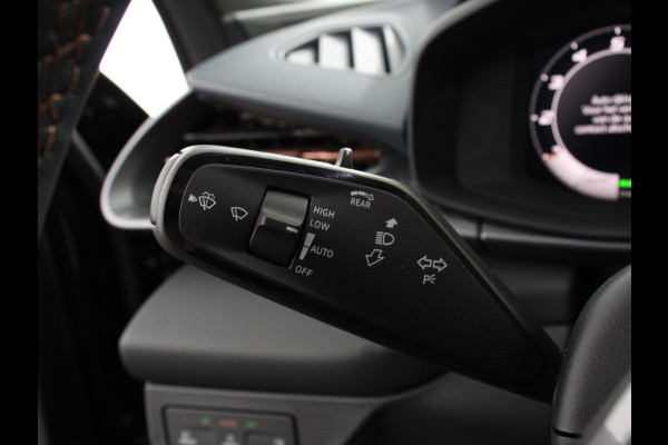 CUPRA Terramar 1.5 eTSI 150 pk Automaat Business Navigatie Apple Carplay/Android Auto PDC VA + Camera 18" LM Velgen Full LED Signature