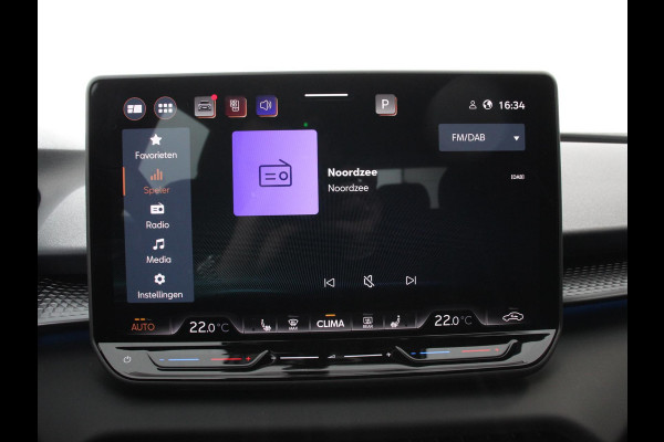 CUPRA Terramar 1.5 eTSI 150 pk Automaat Business Navigatie Apple Carplay/Android Auto PDC VA + Camera 18" LM Velgen Full LED Signature