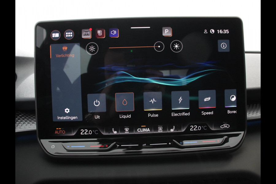 CUPRA Terramar 1.5 eTSI 150 pk Automaat Business Navigatie Apple Carplay/Android Auto PDC VA + Camera 18" LM Velgen Full LED Signature