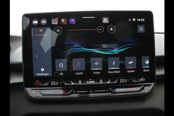 CUPRA Terramar 1.5 eTSI 150 pk Automaat Business Navigatie Apple Carplay/Android Auto PDC VA + Camera 18" LM Velgen Full LED Signature