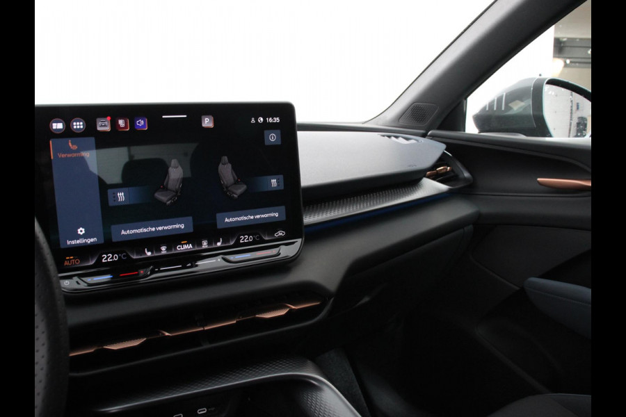 CUPRA Terramar 1.5 eTSI 150 pk Automaat Business Navigatie Apple Carplay/Android Auto PDC VA + Camera 18" LM Velgen Full LED Signature