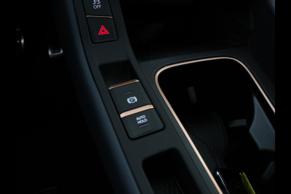CUPRA Terramar 1.5 eTSI 150 pk Automaat Business Navigatie Apple Carplay/Android Auto PDC VA + Camera 18" LM Velgen Full LED Signature