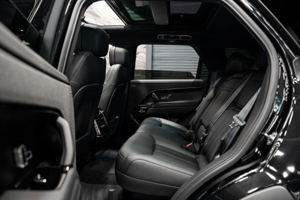 Land Rover Range Rover Sport 3.0 P460e Dynamic SE PHEV *Meridian / Stoelventilatie / Panorama / Black Exterior Pack / Keyless / 5 JAAR GARANTIE*