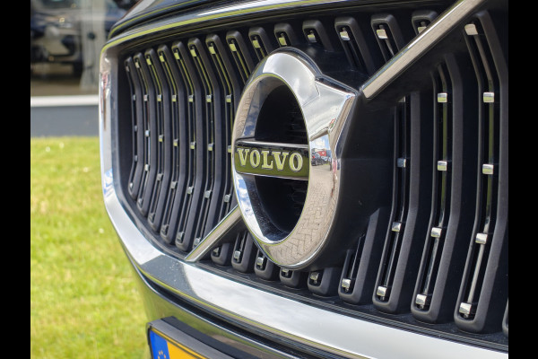 Volvo V60 Cross Country B5 265PK AWD Pro | Trekhaak | Adapt. Cruise | Stoelventilatie | Panodak |