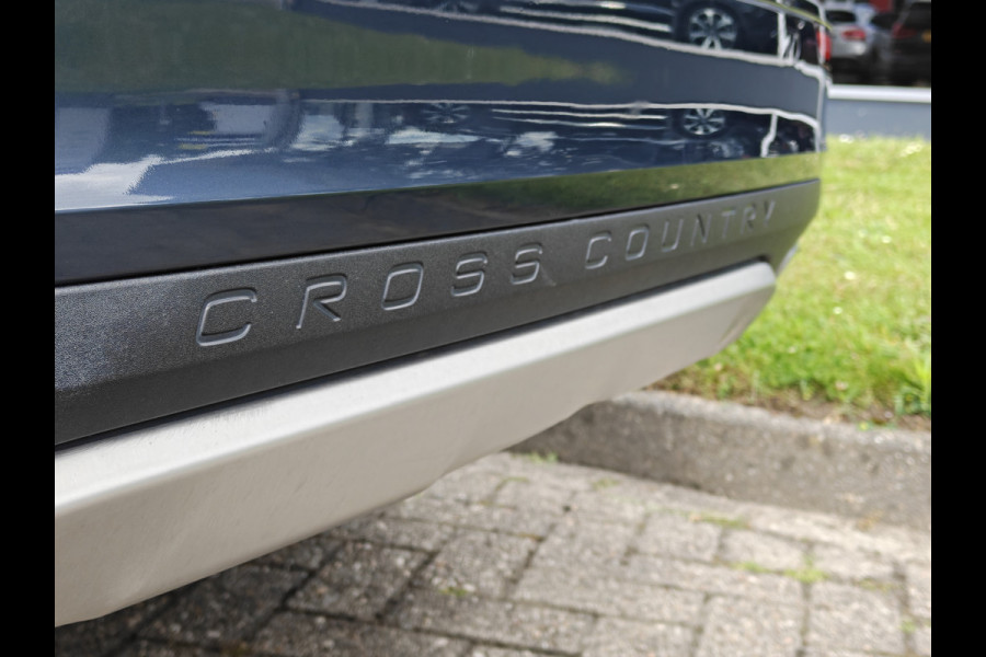Volvo V60 Cross Country B5 265PK AWD Pro | Trekhaak | Adapt. Cruise | Stoelventilatie | Panodak |