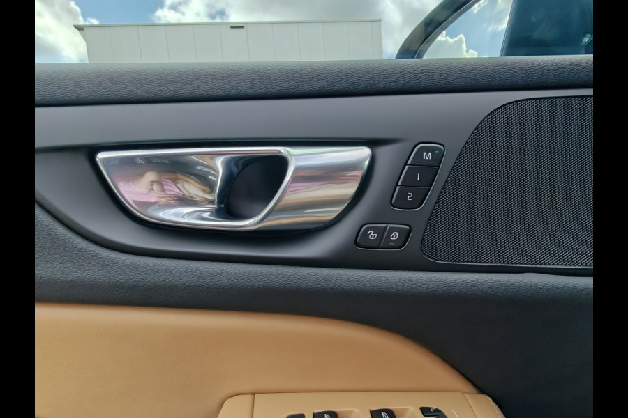 Volvo V60 Cross Country B5 265PK AWD Pro | Trekhaak | Adapt. Cruise | Stoelventilatie | Panodak |