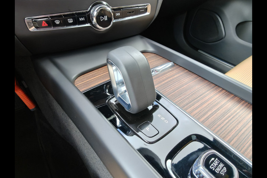 Volvo V60 Cross Country B5 265PK AWD Pro | Trekhaak | Adapt. Cruise | Stoelventilatie | Panodak |